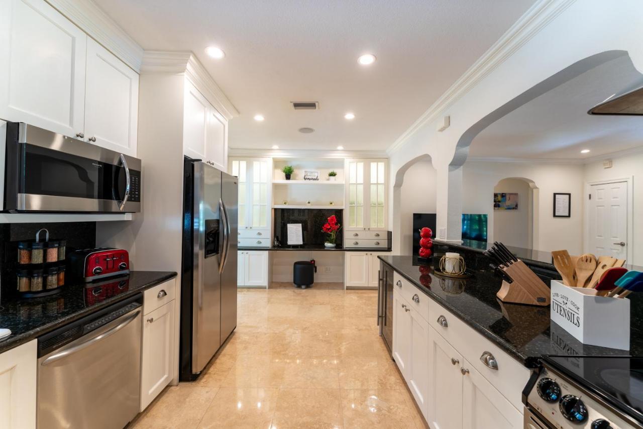 The Garden View 2-Bedroom Home Heated Pool 劳德代尔堡 外观 照片